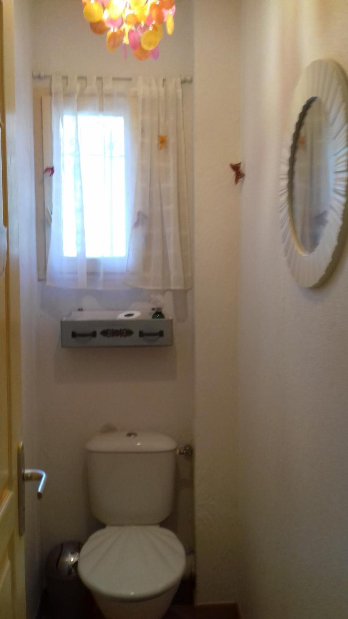 Les Chardons Bleus Bed & Breakfast Lorgues Dış mekan fotoğraf
